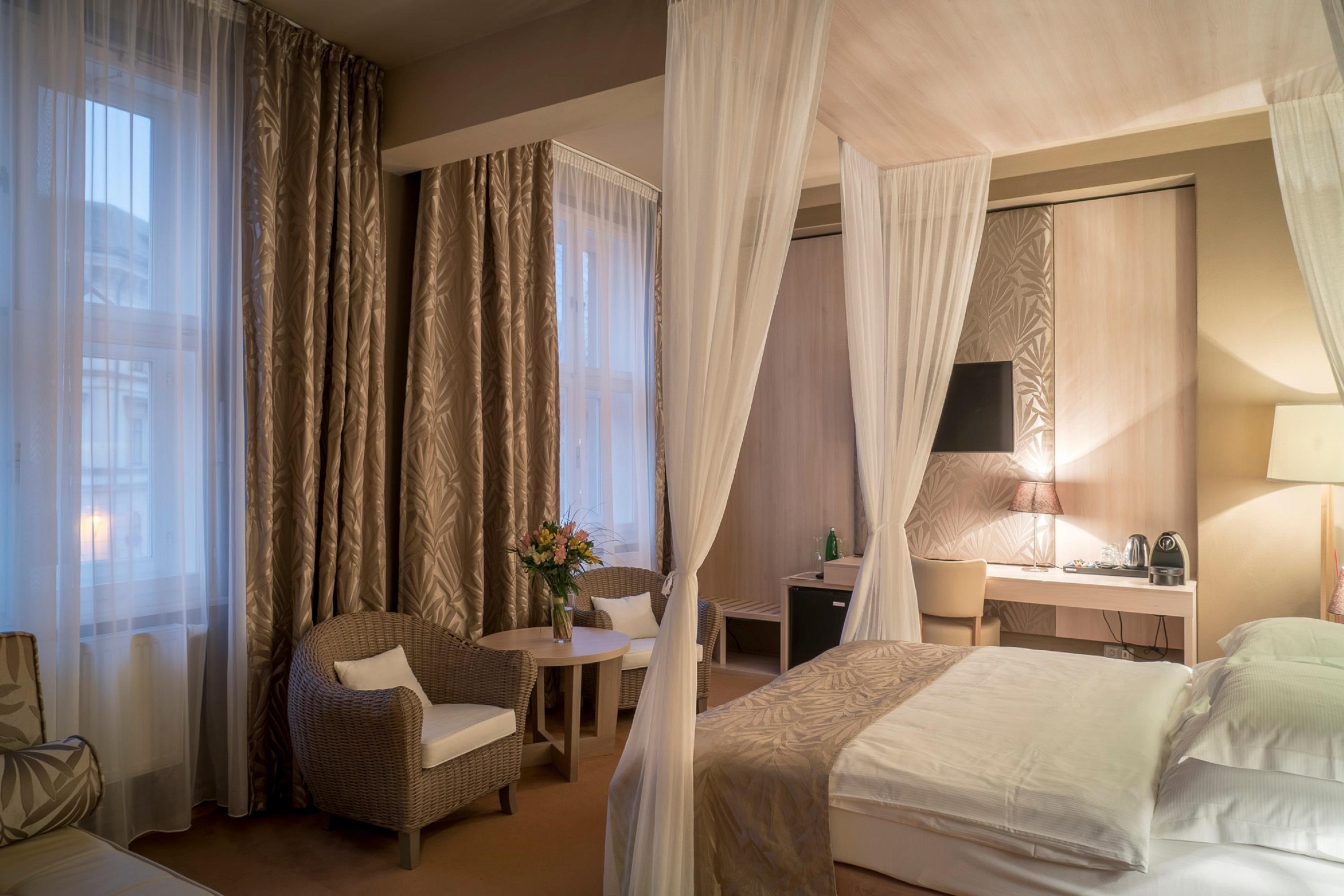 Pytloun Kampa Garden Hotel Praga Exterior foto